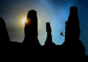 Against All Odds: Two New Zealand Climbers Rescued from a Remote Solomon Islands Peak!
