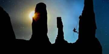 Against All Odds: Two New Zealand Climbers Rescued from a Remote Solomon Islands Peak!