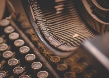 Power Plays: The Intricate Dance Between Journalism and Authority