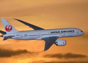 Trapped in Paradise: Boeing 787 Stuck on Easter Island Due to Door Dilemma
