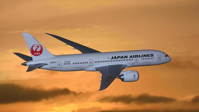 Trapped in Paradise: Boeing 787 Stuck on Easter Island Due to Door Dilemma