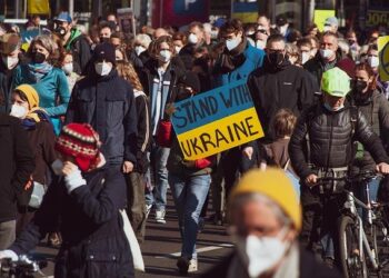 World on Edge: The Escalating Conflicts from Ukraine to the Middle East