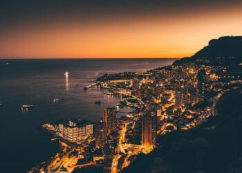 Ronaldinho Aims to Take the Helm at AS Monaco with Bold Investment Plans!