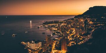 Ronaldinho Aims to Take the Helm at AS Monaco with Bold Investment Plans!