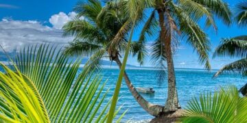 Uncover the Hidden Gems of Tahiti: Experience Paradise on a Budget!