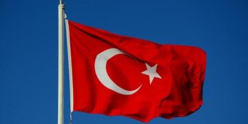 Turkey Halts Black Sea Ship Access as Attack Fears Escalate