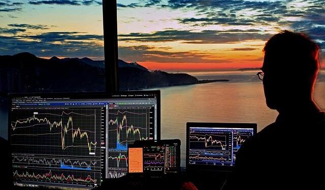 Dutch Markets Take a Tumble: AEX Closes Down 0.44%