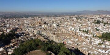 Must-Know Travel Tips for Exploring Granada in the Wake of Recent Earthquakes