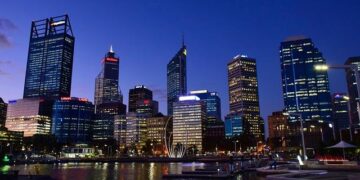 Experience the Magic of Slow Travel in Oceania: Uncover the Joys of Extended Journeys