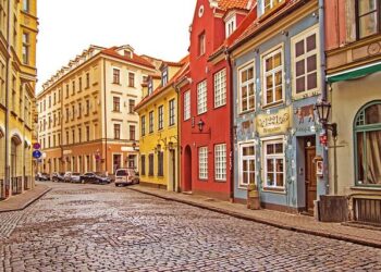 Latvia Makes a Bold Move: Banning Fresh Produce Imports from Russia and Belarus!