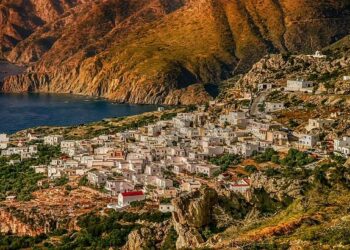 Discover the Thrilling Travel Trend: A Third of European Adventurers Are Heading to Greece by 2027!
