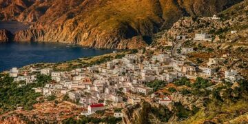 Discover the Thrilling Travel Trend: A Third of European Adventurers Are Heading to Greece by 2027!