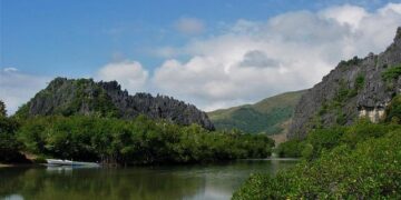 New Caledonia’s Constitutional Reform: A Rollercoaster of Hopes and Disappointments