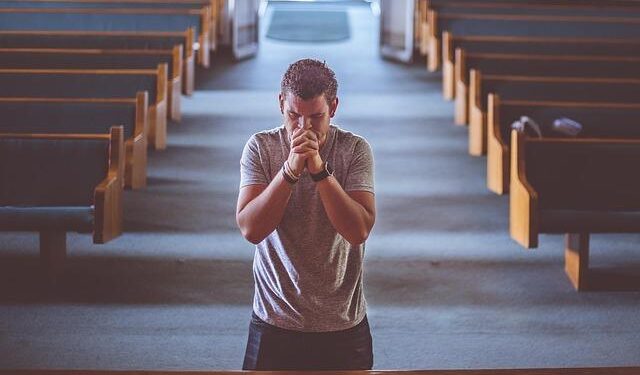 Faith and Hope: A Church’s Inspiring Fight Against Drug Abuse and HIV Through the Power of Prayer