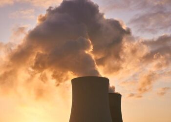 Reviving Hungary’s Nuclear Power: The Surprising Link Between Rising Danube Water Levels and Energy Costs