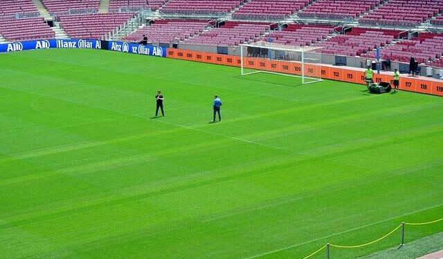 Xavi’s Bold Insights: What Lies Ahead for De Jong and FC Barcelona?