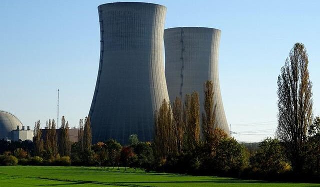 Rising Sea Levels Uncover Vulnerabilities in Pacific Nuclear Tomb: A Looming Crisis