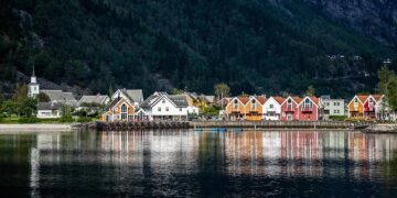 Unveiling Norway’s Luxury Revolution: Indulge in Michelin Stars, Lavish Hotels, and Elite Cruises