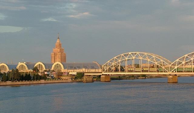 Latvia Takes a Stand: EU Sanctions Against Russian Tycoons Usmanov and Fridman Remain in Place
