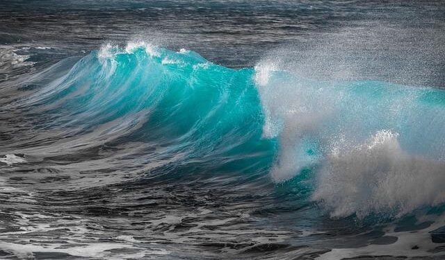 Kelly Slater Shines in Thrilling Tahiti Pro Amidst Epic Surf Conditions!