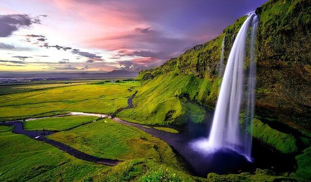 Icelandic Voters Reject EU Membership Talks: A Defiant Declaration of Independence!