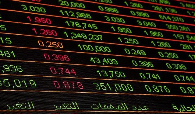 Record-Breaking Rally: S&P 500 Reaches New Heights Despite France’s Protests