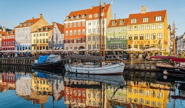 Denmark and Estonia Question Finland and Norway’s Cozy Talks with Putin