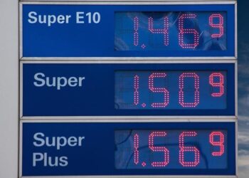 Europe Faces Soaring Gas Prices: A Shocking Threefold Increase This October!